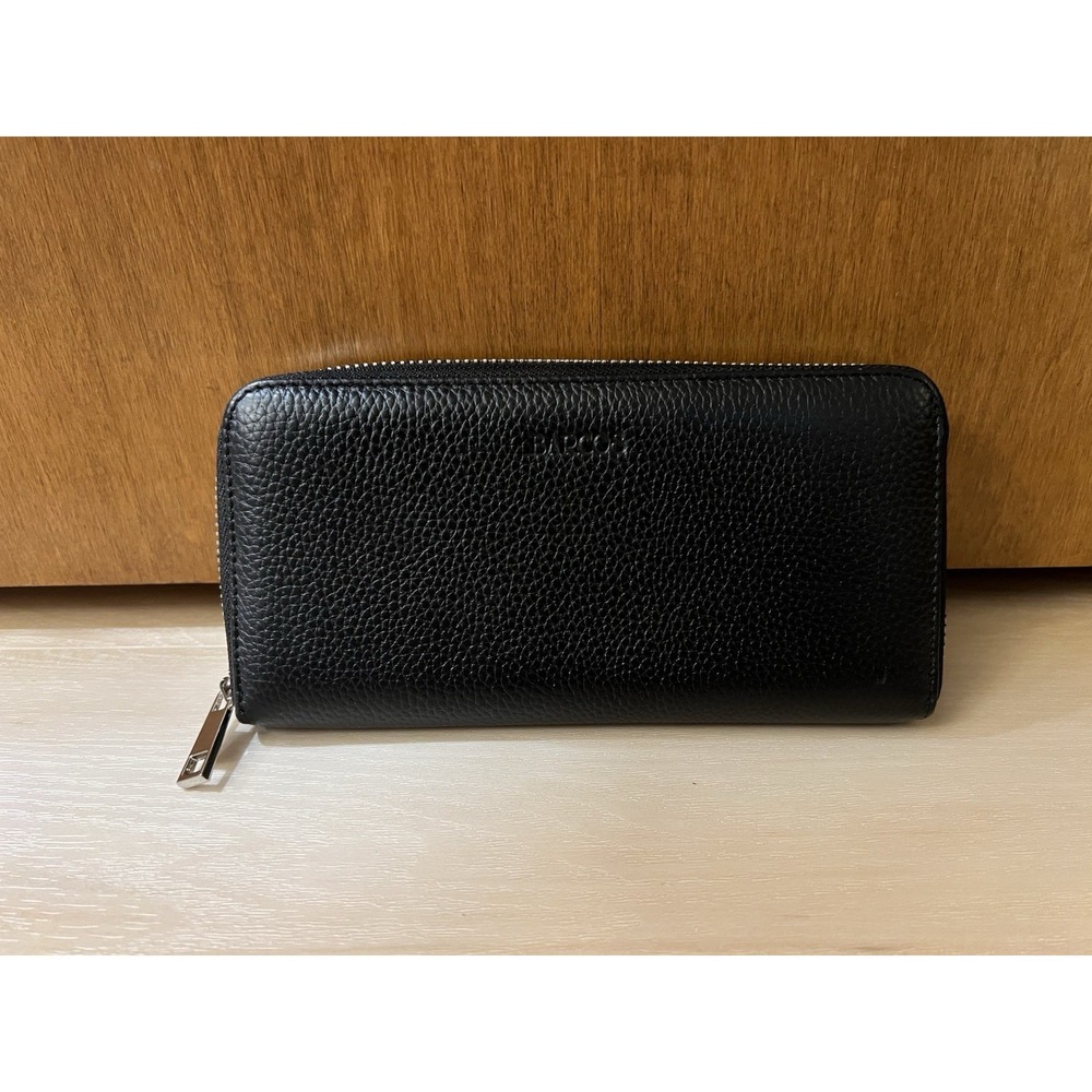 BARCOS Long Wallet Leather Black Pebbled Leather‎ Silver Zip Hardware New
